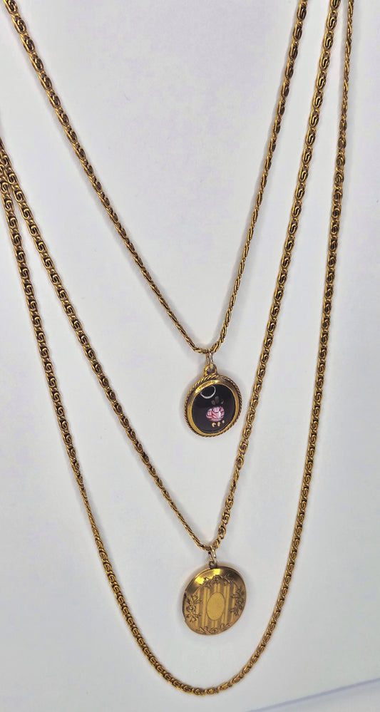 Vintage Goldette triple strand necklace