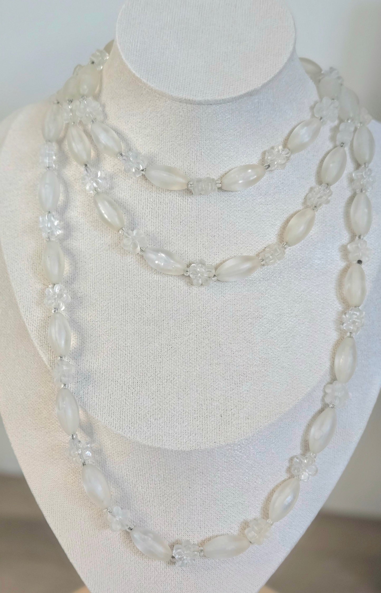 80's Vintage Floral Lucite  Necklace